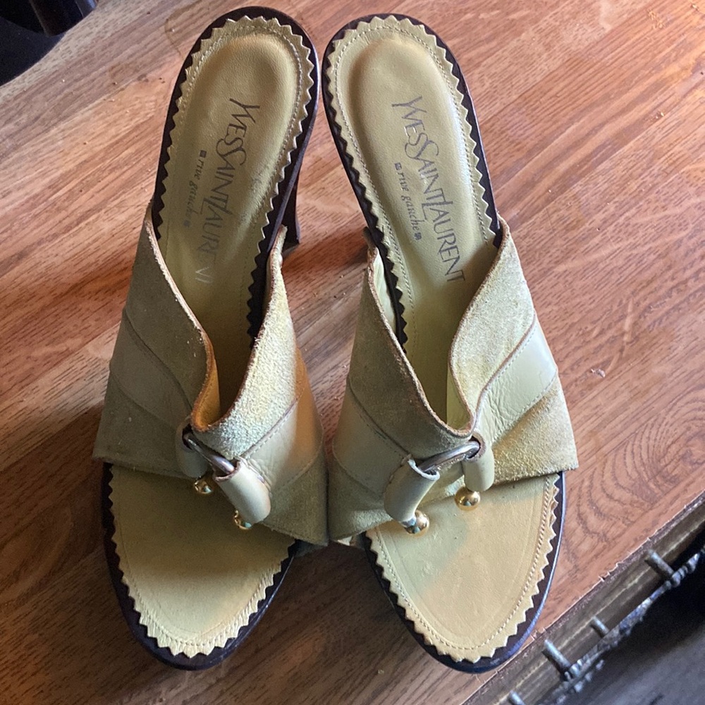 Yves Saint Laurent Heels